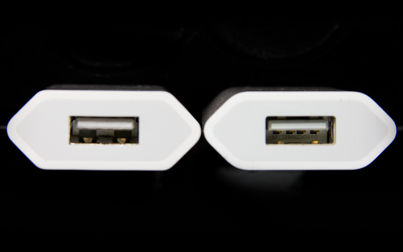 Оригинал и аналог зарядки Apple: сравнение разъемов